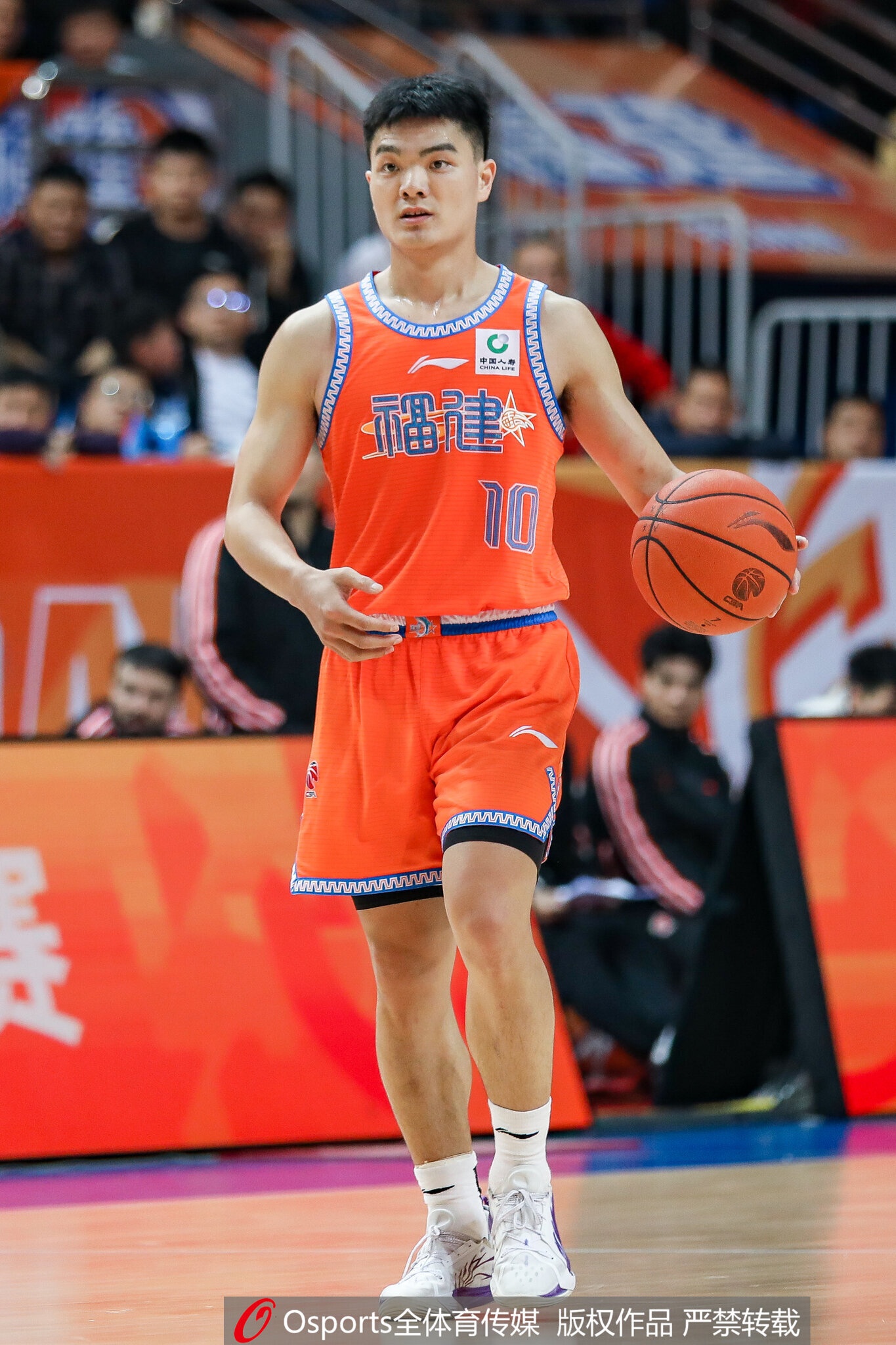 黎伊扬:强化身体能力 提升防守对抗强度与体能储备 精进投篮技术