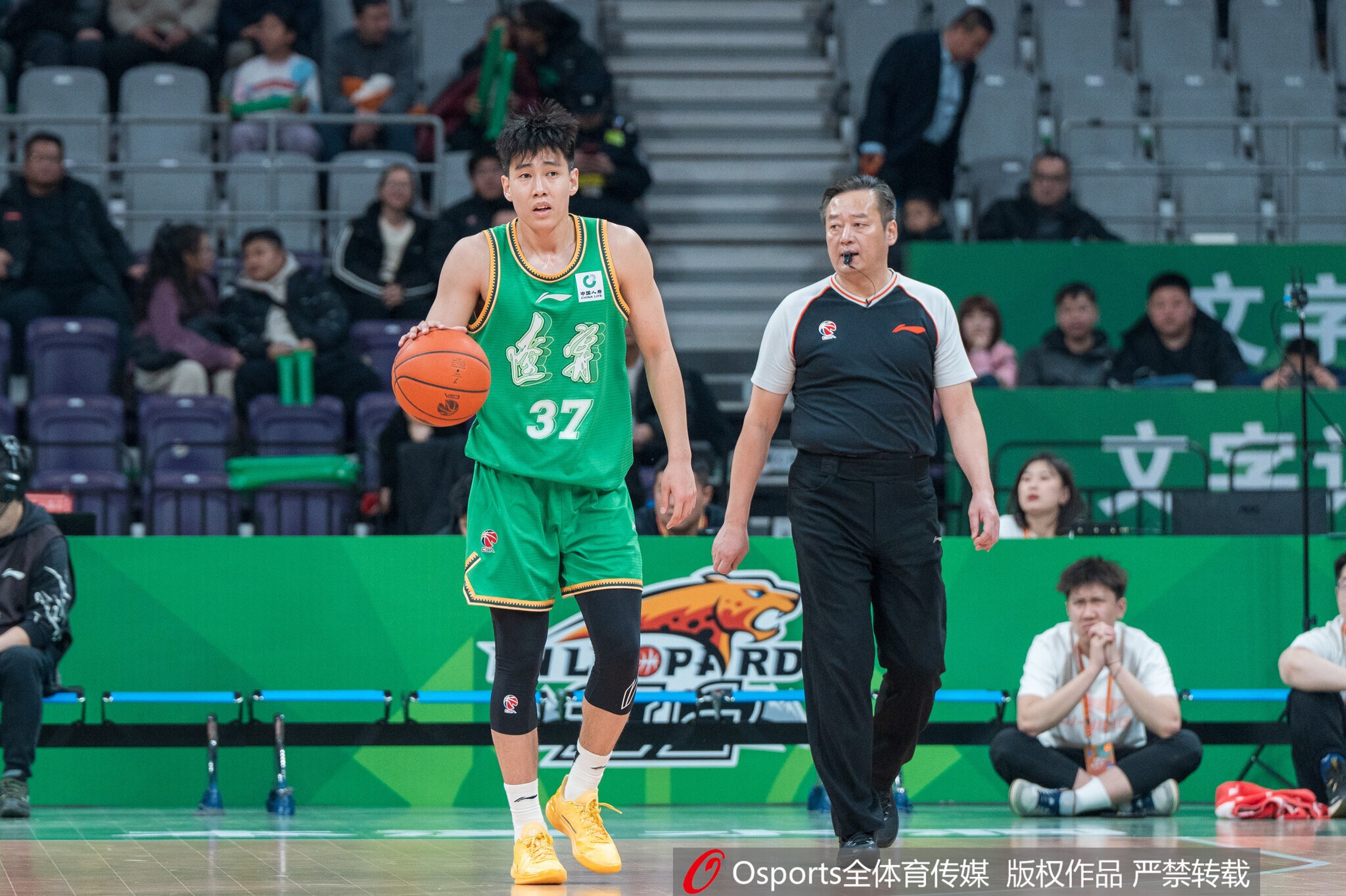 媒体人:辽宁男篮计划在7月初和吉林男篮进行两场热身赛
